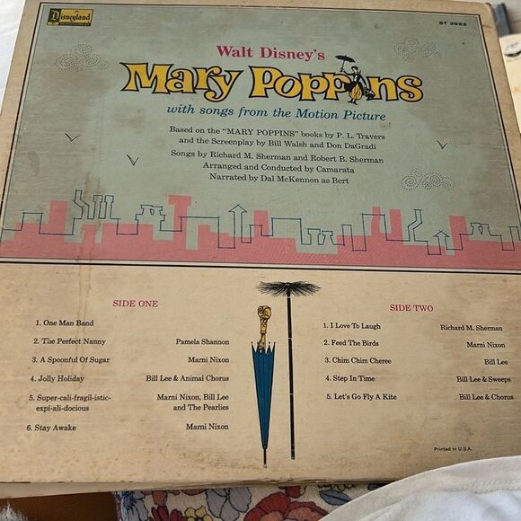 Walt Disney’s Mary Poppins Vintage 1964 Album/Book - Picture 5 of 7